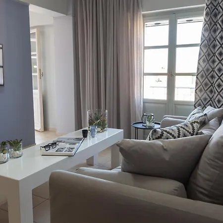 Jasmine - In Apartment